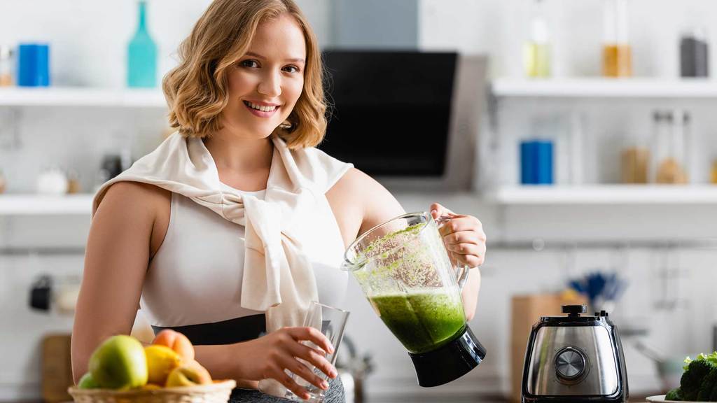 Things-You-Need-To-Look-For-In-a-Personal-Blender-on-99insight